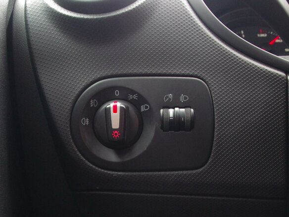 2011 SEAT Leon II Рестайлинг, серебристый - вид 20
