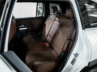 2025 Mercedes-Benz GLB 250 I (X247) Рестайлинг, белый, 6850000 рублей, вид 3