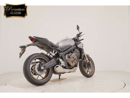 2026 Honda CB 650R, серый, 1325000 рублей, вид 5