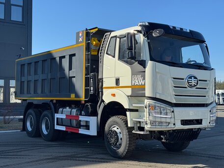 2025 FAW J6 CA3250, белый, 12300000 рублей, вид 1