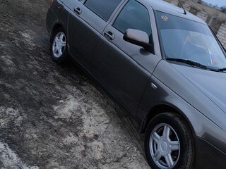 2017 Lada (ВАЗ) Priora I Рестайлинг, коричневый, 700000 рублей, вид 2