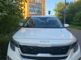 2022 Kia Seltos I, белый, 2400000 рублей, вид 1
