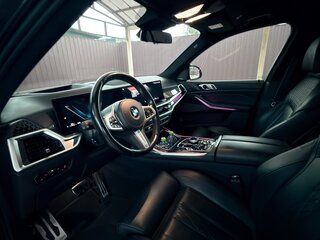 2022 BMW X7 40d I (G07) Рестайлинг, чёрный, 12800000 рублей, вид 5