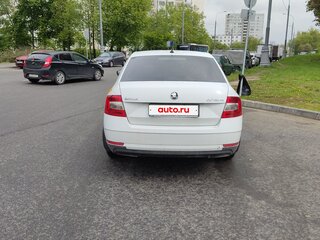 2020 Skoda Octavia III (A7) Рестайлинг, белый, 1550000 рублей, вид 3