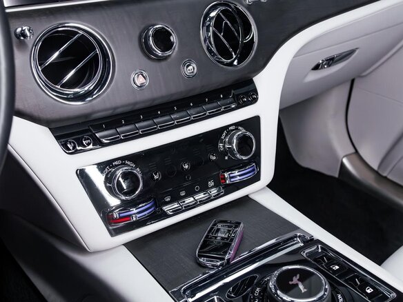 2023 Rolls-Royce Ghost Extended II (Series I), серый, 30000000 рублей - вид 12