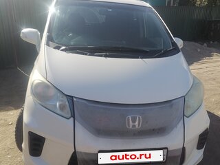 2012 Honda Freed I Рестайлинг, белый, 1050000 рублей, вид 2
