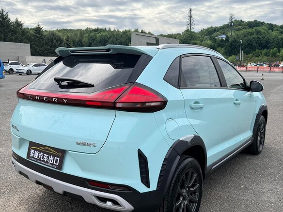 2023 Chery Tiggo 3x I рестайлинг 2, зелёный, 1300000 рублей - вид 4