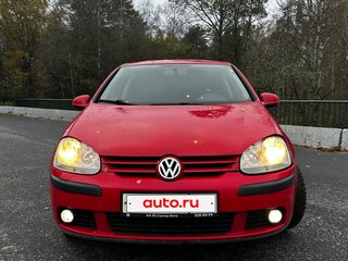 2006 Volkswagen Golf V, красный, 294990 рублей, вид 2
