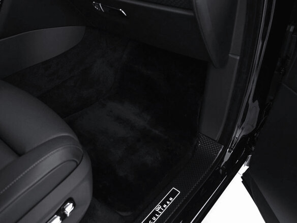 2025 Rolls-Royce Cullinan Black Badge I Рестайлинг (Series II), чёрный - вид 16