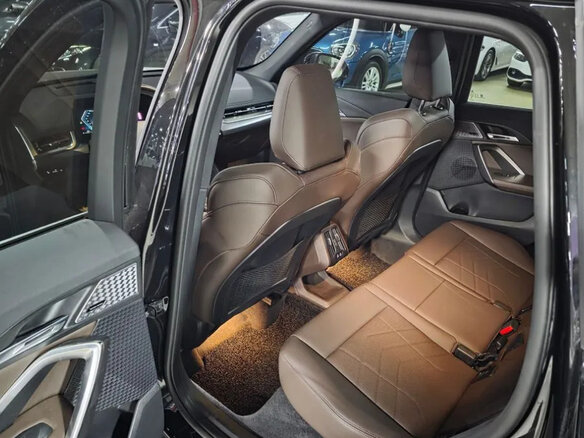 2023 BMW X1 18d sDrive III (U11/U12), чёрный, 3210020 рублей - вид 12