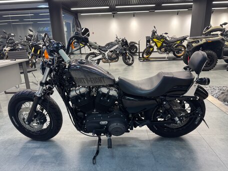 2014 Harley-Davidson Forty-Eight, серебристый, 1025000 рублей, вид 2