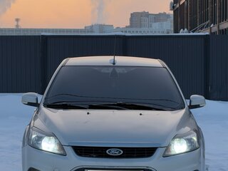 2008 Ford Focus II Рестайлинг, серебристый, 520000 рублей, вид 2