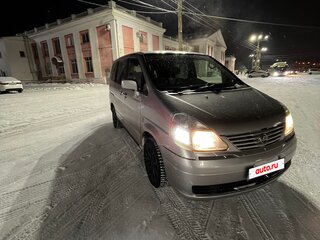 2003 Nissan Serena II (C24), серый, 249000 рублей, вид 2