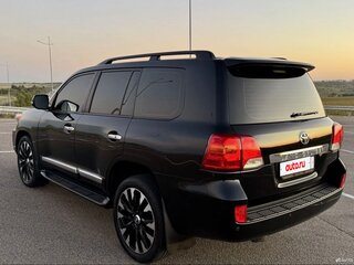 2012 Toyota Land Cruiser 200 Series Рестайлинг 1, чёрный, 3000000 рублей, вид 4