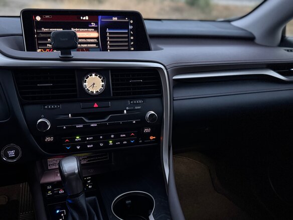 2019 Lexus RX 300 IV, белый, 5400000 рублей - вид 14
