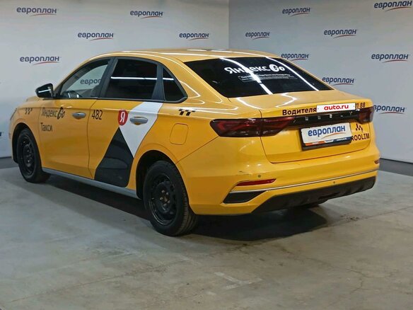 2023 Geely Emgrand II, серый, 935000 рублей - вид 3