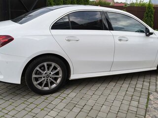 2021 Mercedes-Benz A-Класс 200 IV (W177), белый, 3000000 рублей, вид 4