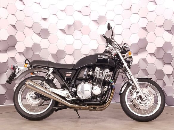 2018 Honda CB 1100, чёрный, 899000 рублей - вид 2
