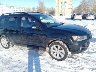 2011 Mitsubishi Outlander II Рестайлинг, чёрный, 920000 рублей, вид 3