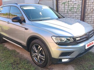 2019 Volkswagen Tiguan II, серебристый, 3050000 рублей, вид 5