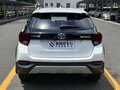 2022 Toyota Yaris L X XP150 Рестайлинг, белый - вид 6