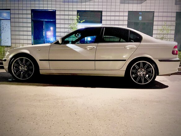 2002 BMW 3 серии 320i IV (E46) Рестайлинг, белый, 750000 рублей - вид 19