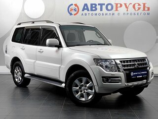 2015 Mitsubishi Pajero IV Рестайлинг 2, белый, 2310000 рублей, вид 1