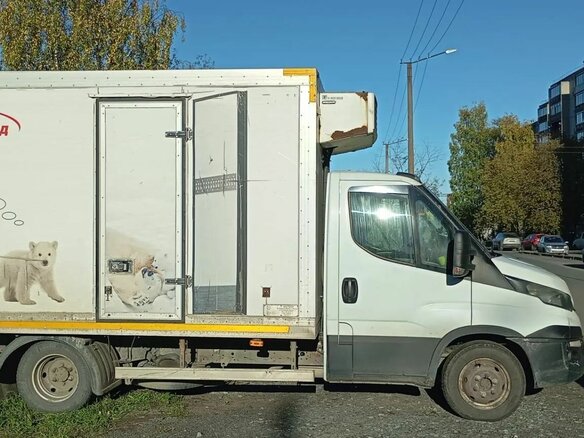 2017 Iveco Daily, белый, 2350000 рублей - вид 2