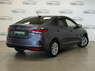 2022 Hyundai Solaris II Рестайлинг, серый, 1385000 рублей, вид 2