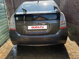 2011 Toyota Prius III Рестайлинг (XW30), серый, 1000000 рублей, вид 2