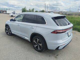 2022 Geely Monjaro (Xingyue L) Hi-P I, серый, 3090000 рублей, вид 5