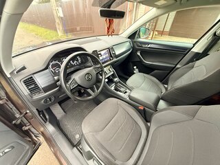 2018 Skoda Kodiaq I, коричневый, 2650000 рублей, вид 4