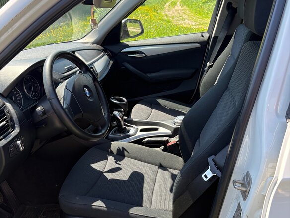2012 BMW X1 20i I (E84), белый, 1280000 рублей - вид 4