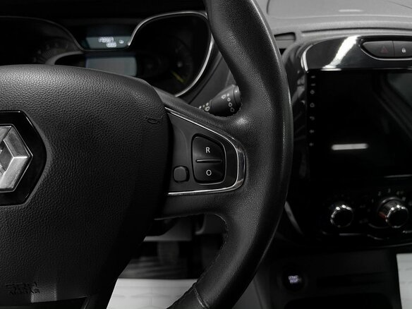 2016 Renault Kaptur I, белый, 1240000 рублей - вид 16