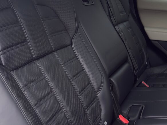 2013 Land Rover Range Rover Sport II, чёрный, 2300000 рублей - вид 4