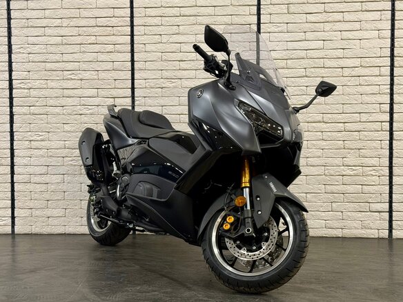 2026 Yamaha TMAX, серый, 1790000 рублей - вид 10