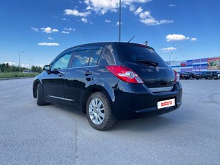 2011 Nissan Tiida I Рестайлинг, чёрный, 799000 рублей, вид 3
