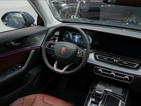 2026 Hongqi HS5 I Рестайлинг, чёрный, 5043040 рублей - вид 3