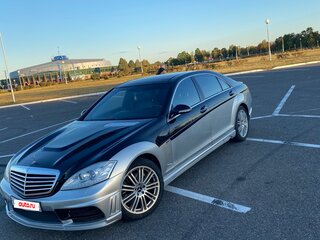 2006 Mercedes-Benz S-Класс 550 Long V (W221), чёрный, 1590000 рублей, вид 4