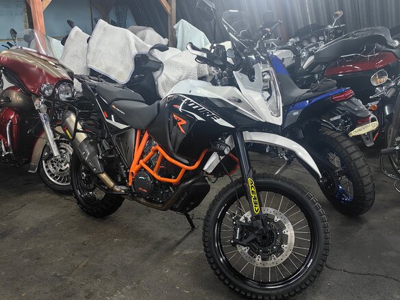2015 KTM 1190 Adventure R, белый, 750000 рублей - вид 6