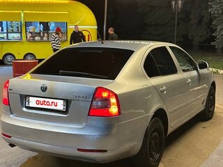 2013 Skoda Octavia II (A5) Рестайлинг, серебристый, 900000 рублей, вид 4