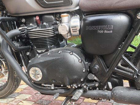 2021 Triumph Bonneville T120, чёрный, 1299000 рублей, вид 5