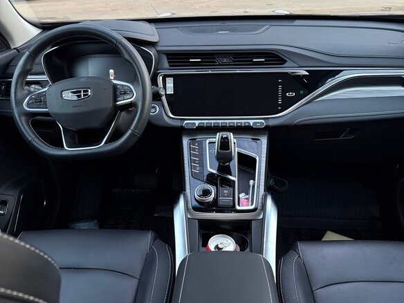2024 Geely Atlas Pro, чёрный, 2200000 рублей - вид 7