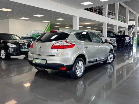 2014 Renault Megane III Рестайлинг 2, бежевый, 805000 рублей, вид 2