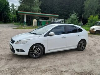 2011 Ford Focus II Рестайлинг, белый, 500000 рублей, вид 4