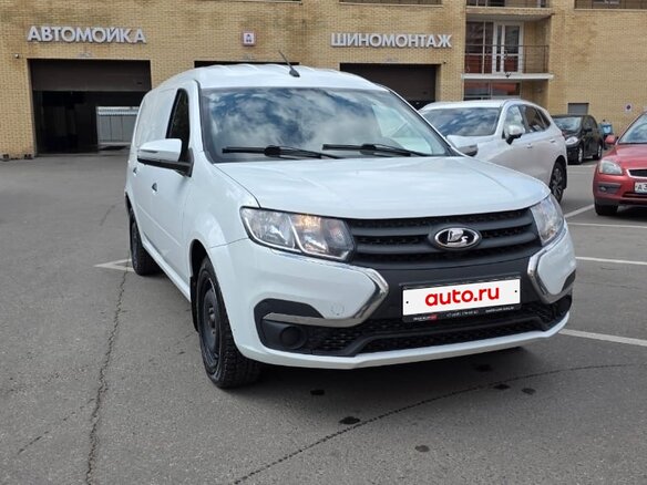 2024 Lada (ВАЗ) Largus I Рестайлинг, белый, 1100000 рублей - вид 1