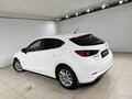 2018 Mazda 3 III (BM) Рестайлинг, белый, 1510000 рублей - вид 6
