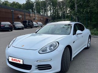 2016 Porsche Panamera 4 I Рестайлинг, белый, 4000000 рублей, вид 1