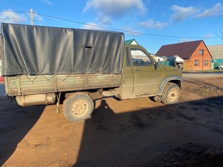 2005 УАЗ Карго, зелёный, 370000 рублей, вид 2
