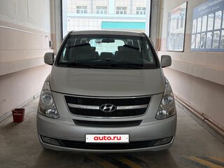 2009 Hyundai Grand Starex I, серебристый, 950000 рублей, вид 2